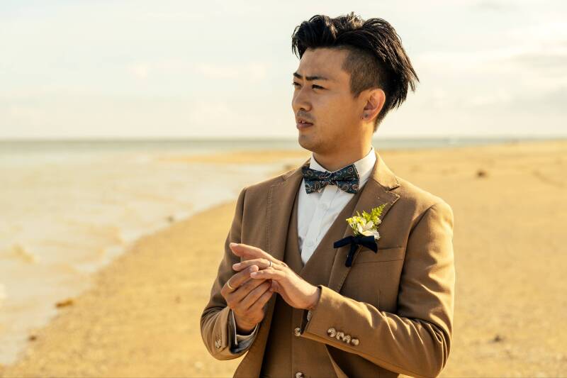 見つめる先には