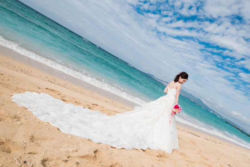 ロングトレーンのWedding Dress