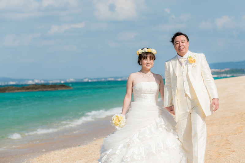 エメラルドグリーンの海