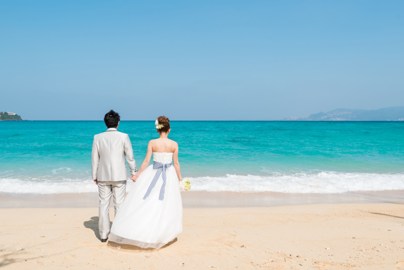 ウエディングドレス