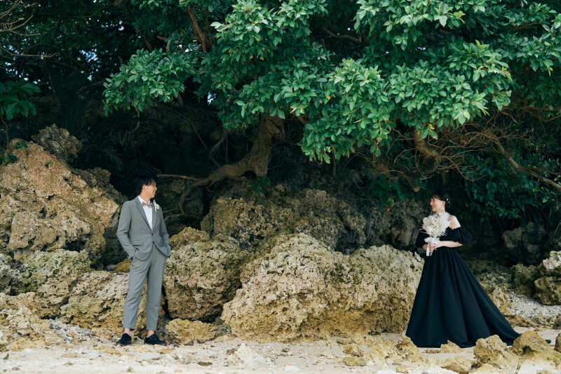 お衣装ガラっと変えて岩場スポットへ移動〜♪