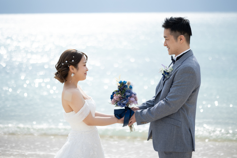 【天然ビーチ撮影100カットプラン】おふたりらしさ全開のフォトウェディング♪