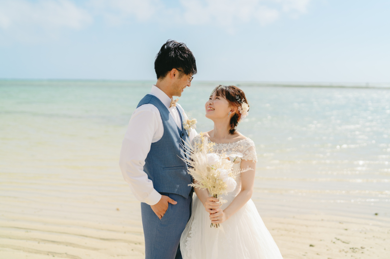 見つめ合いながら