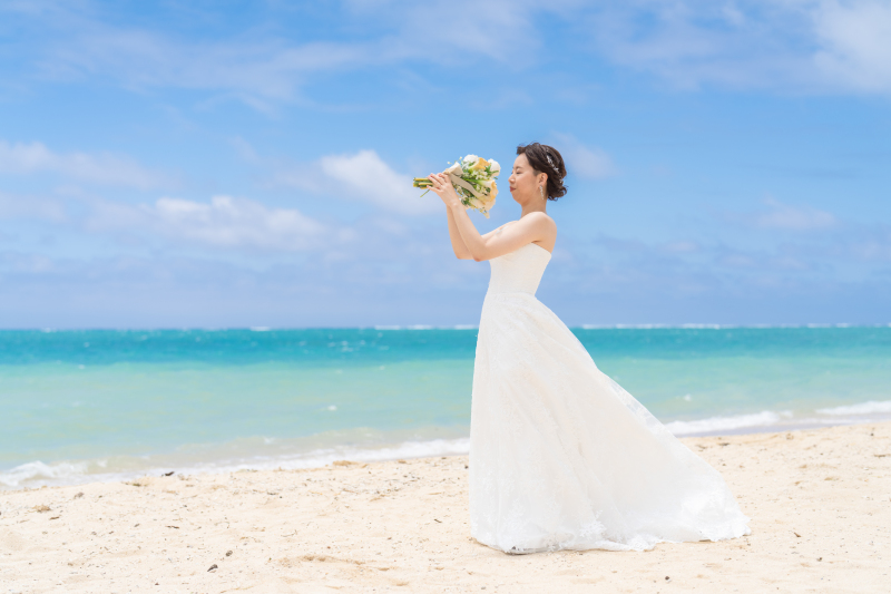 ご新婦様の美しいソロショット