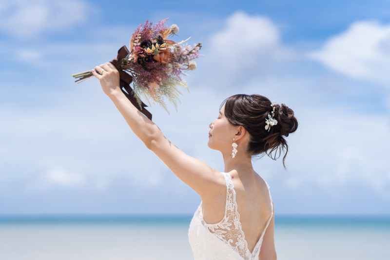 ブーケをかかげて...