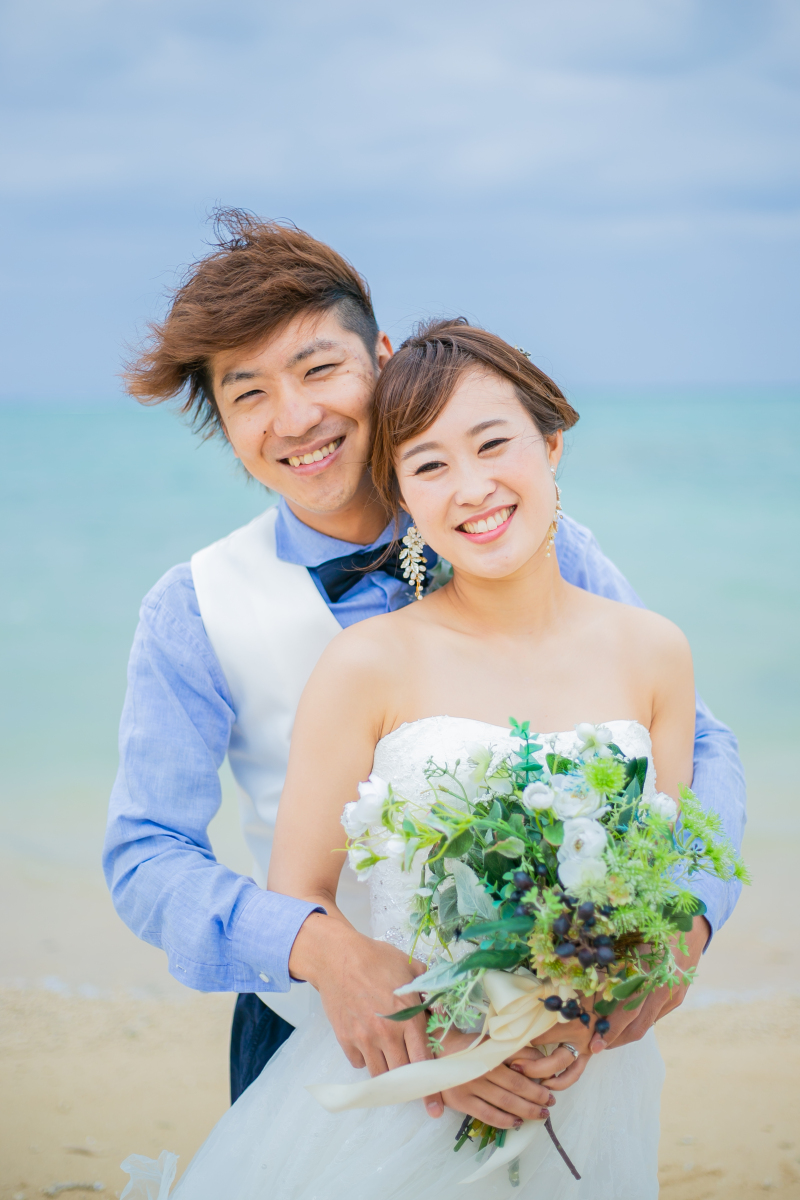 スカイブルーのビーチで