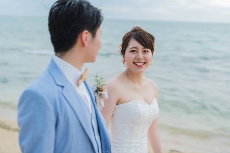 見つめ合いながら