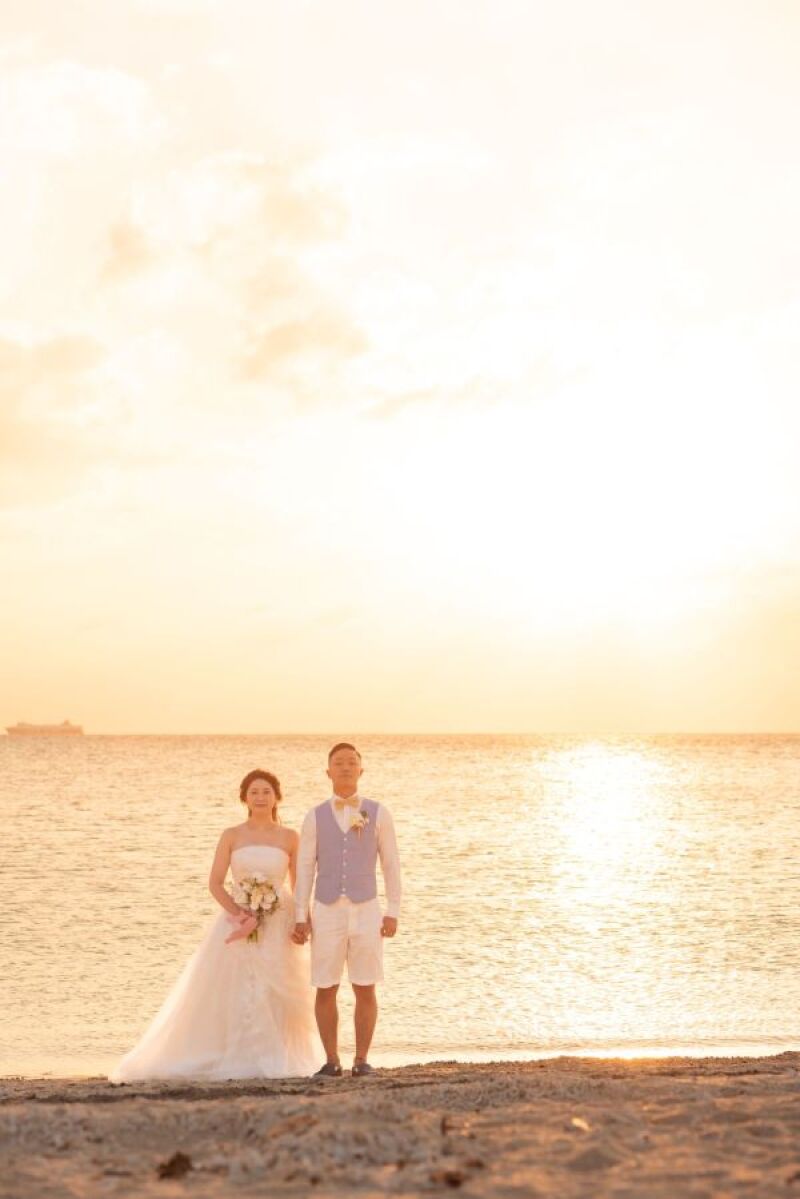 サンセットをバックに