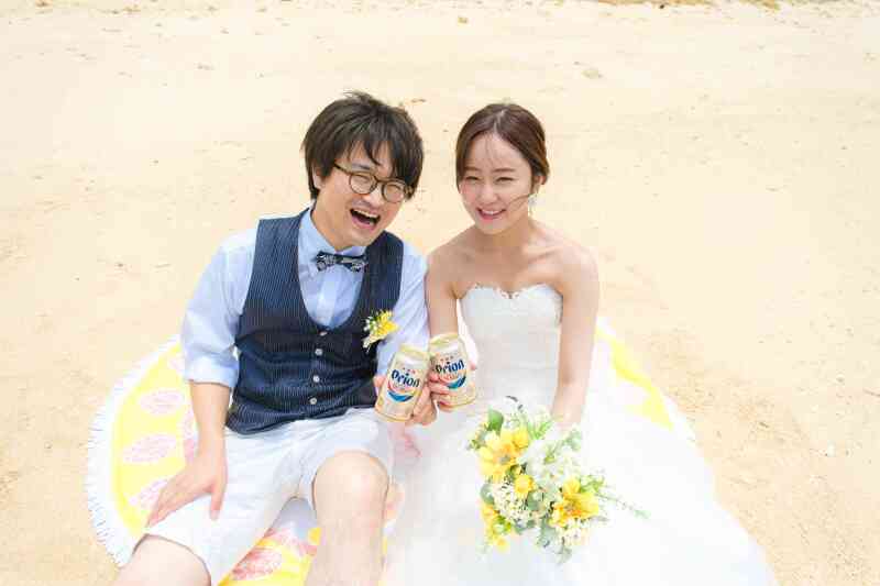 オリオンビールを片手に