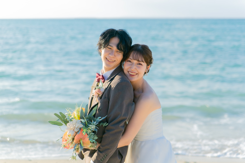 少し照れた様子が可愛いご新郎様にハグショット＾＾