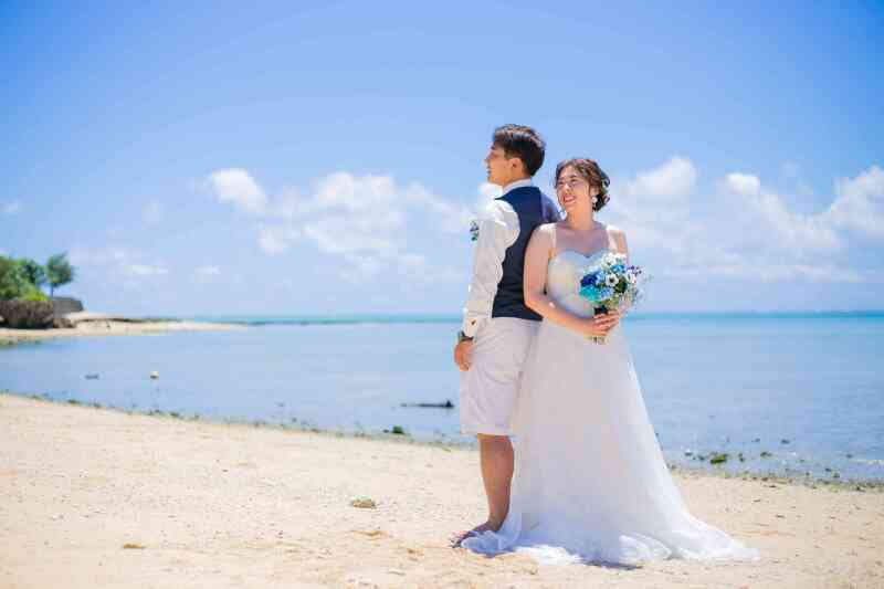 肩と肩を並べて