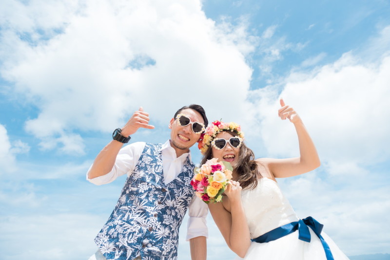 南国の沖縄らしく「カラフル」に!