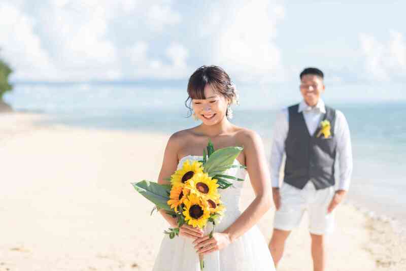 ひまわりのブーケと