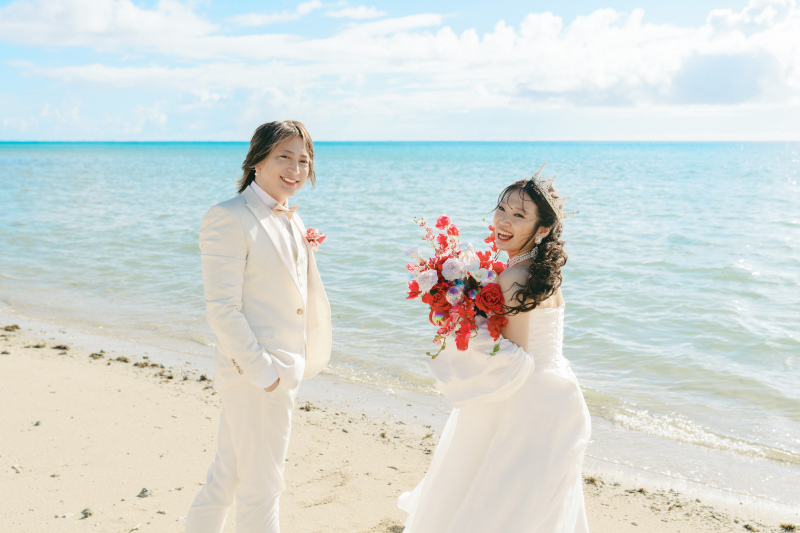 お支度が終わり、いよいよビーチで撮影スタートです