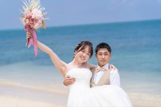 美しい沖縄の風景を眺めながら