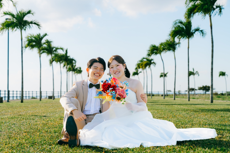 『ヤシの木ロード』に移動して沖縄らしい一枚！