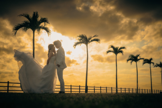 サンセットでロマンチックなおふたりを。。。
