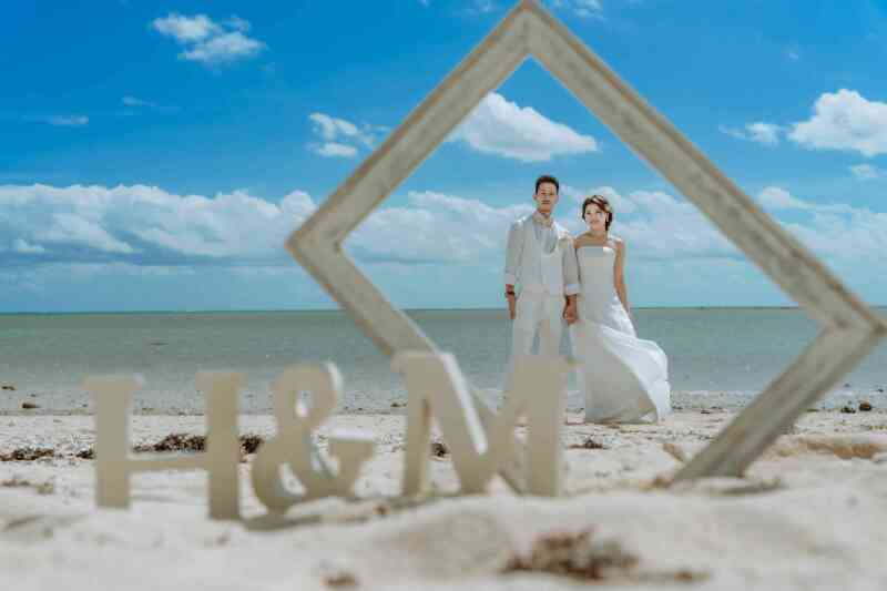 家族みんなでビーチ撮影