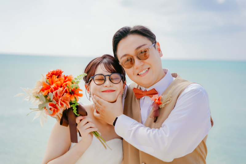 サングラスショットはラフに〜♪