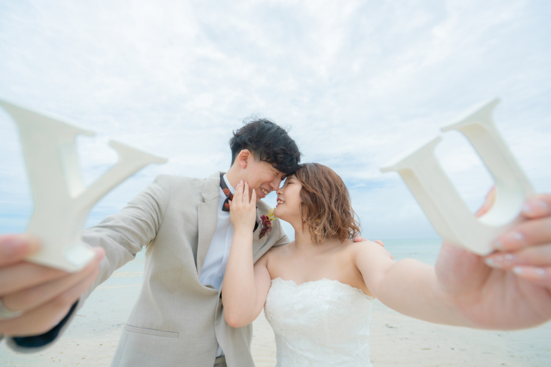 おふたりのイニシャルを使って