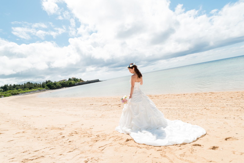 青い空と透き通る海