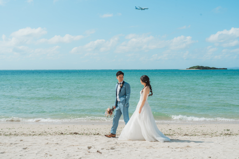 海沿いを歩いて...