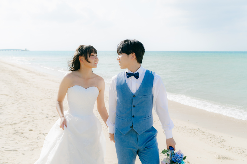 撮影スタート！ビーチでお散歩シーン