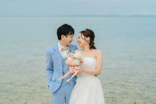 ふたりが見つめ合う瞬間を