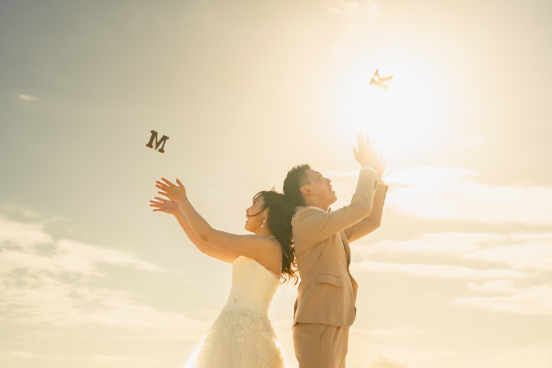 イニシャルをポーンと！