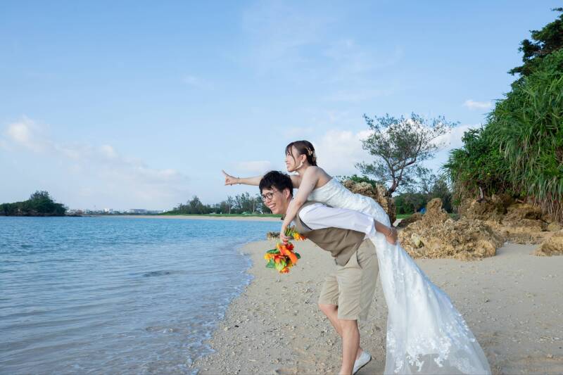 向こうには・・