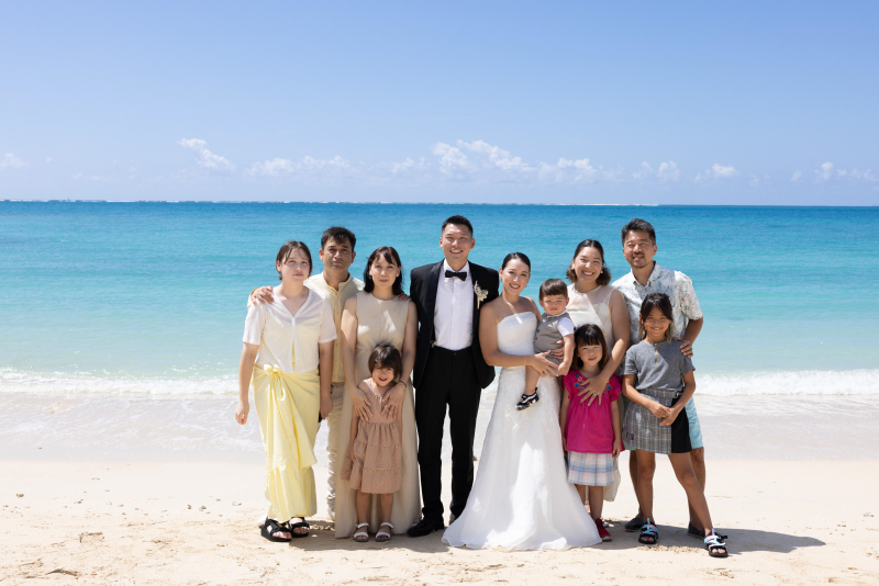 【天然ビーチ＆グリーン撮影コミコミ110カットプラン】オプションで家族写真も