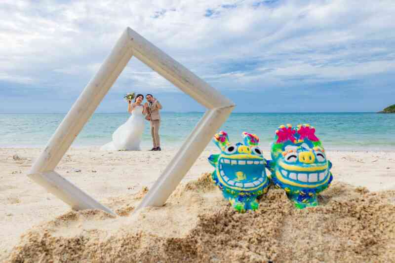 シーサーとフレーム