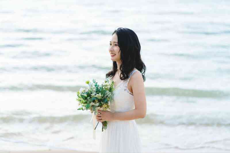 見つめる先には