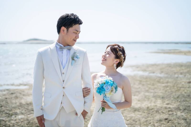 見つめ合いながら