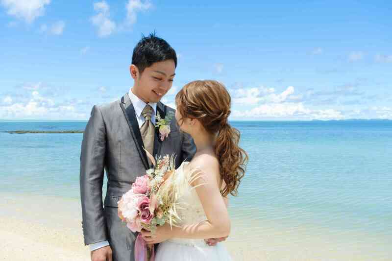 見つめ合いながら