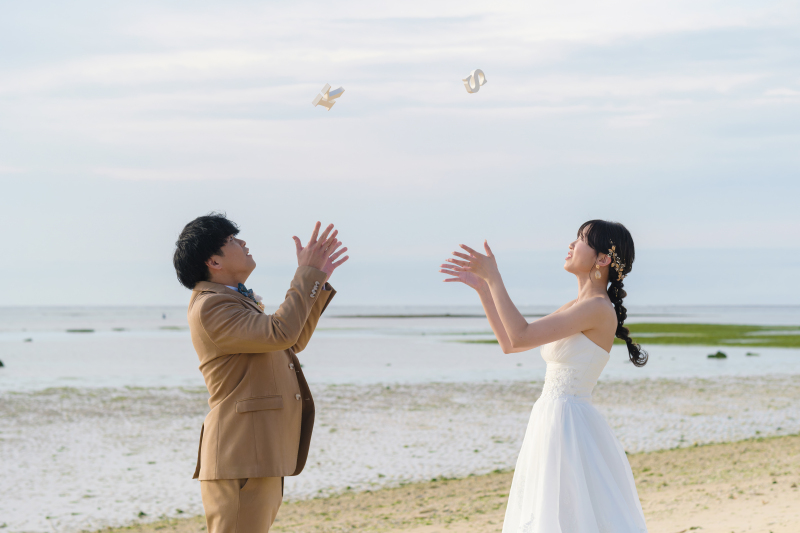 お二人のイニシャルを使ったお写真