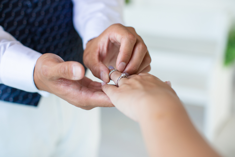 指輪に想いを込めて