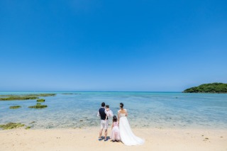 【ビーチ撮影100カットプラン】オプションでドローン＆ウォーターインも！