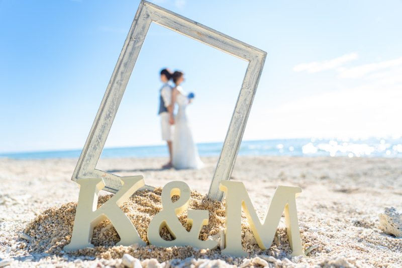 イニシャルオブジェとフォトフレームを使って