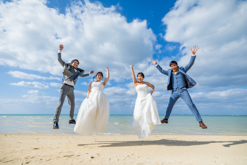 「いっせーの！」で4人で空に向かってジャンプ！