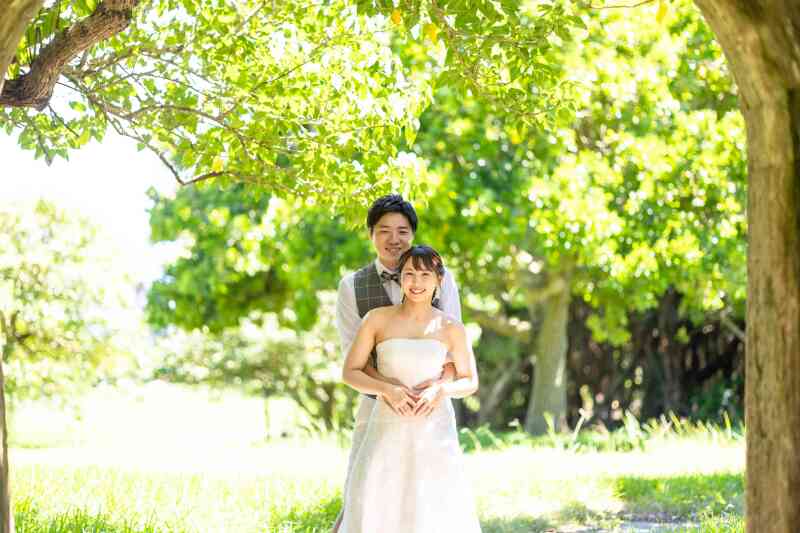 グリーンをバックに