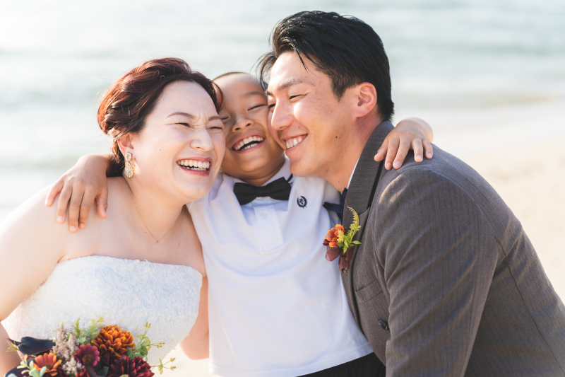 みんなでハグ！溢れる笑顔と素敵な時間をパシャリ♪