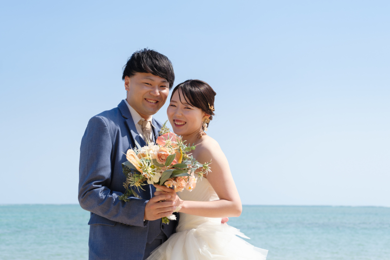 お次は青いビーチでの撮影スタート！！