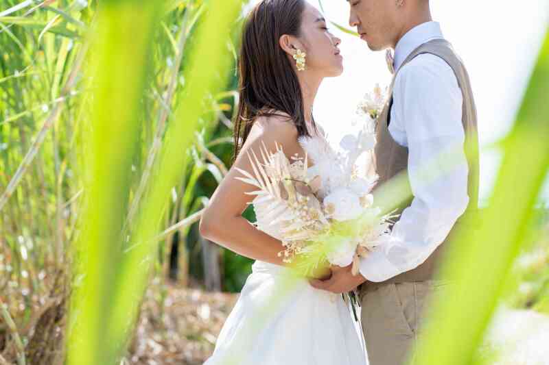 真夏の沖縄の海を