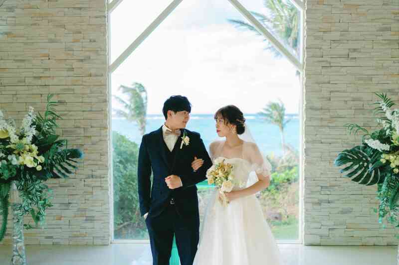 ガラリと雰囲気を変え