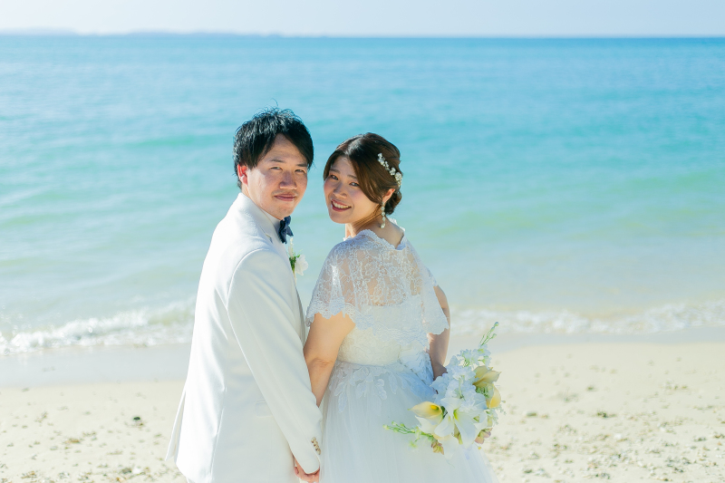 可愛らしい笑顔で振り向きショット♪