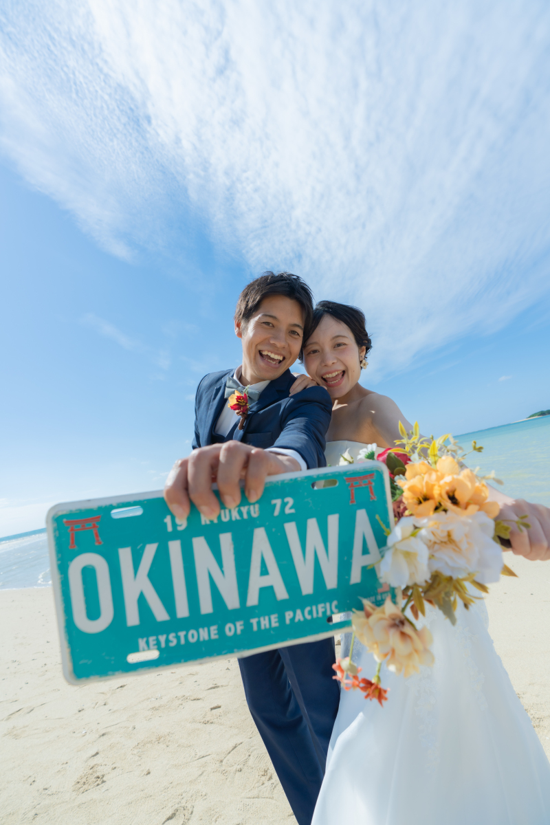 プレートやブーケなど小物を使ってカラフル写真も◎