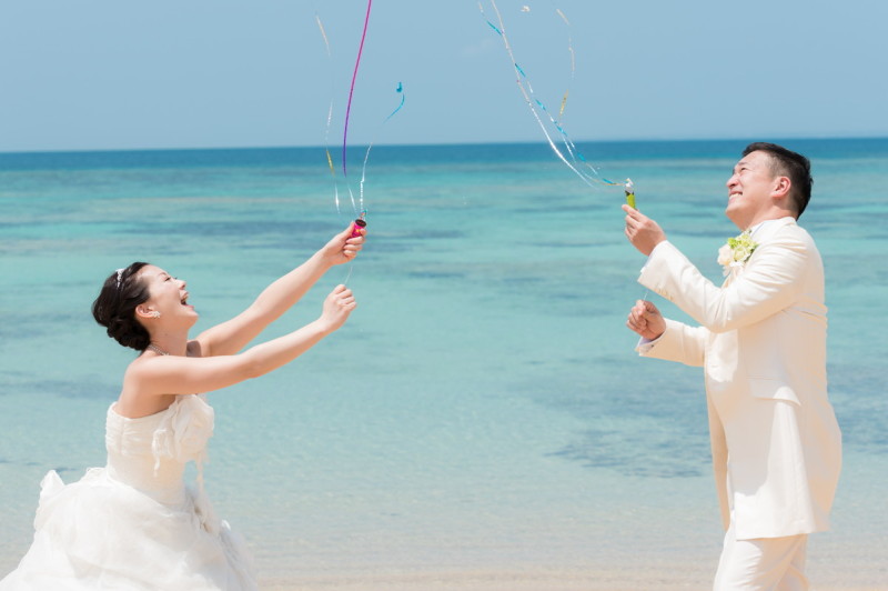 ～HAPPY WEDDING～クラッカーでお祝い！