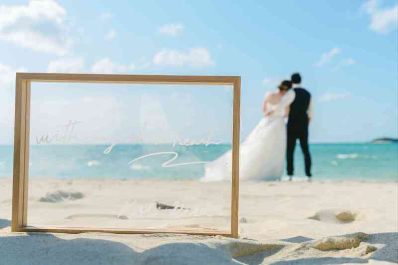 記念の小物とともに