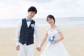 青に囲まれた美しすぎるビーチフォト